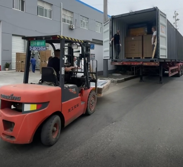 Blog công ty mới nhất về SUPER Completes Bulk Container Shipment for Industrial Safety Cabinets