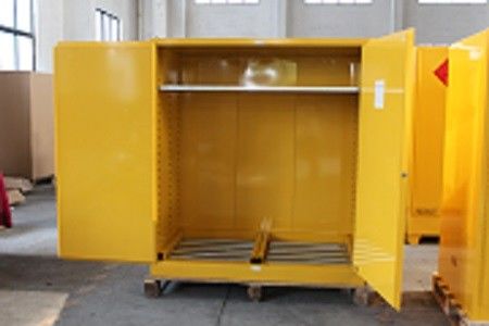 Mua  sản xuất trực tuyến